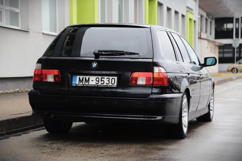 BMW - 5-series - pic6