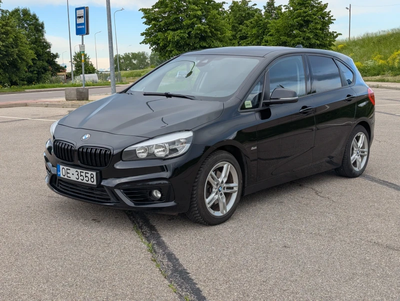 BMW 218