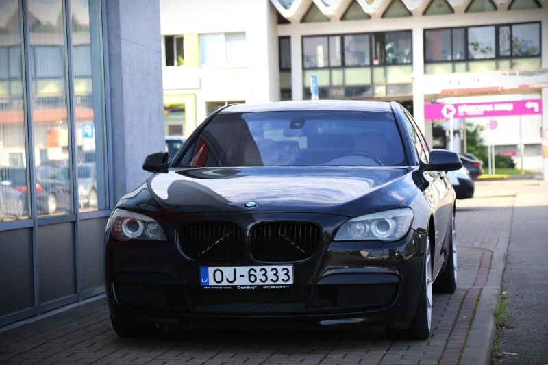 BMW 740