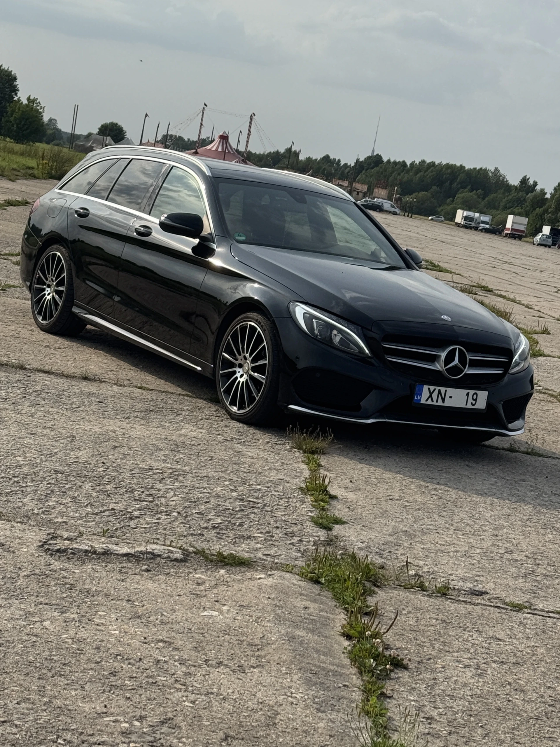 Mercedes-Benz C220