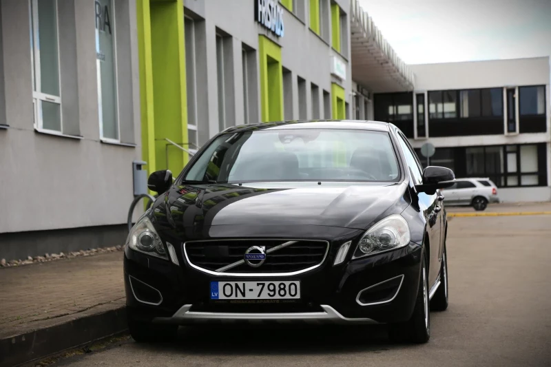 Volvo S60