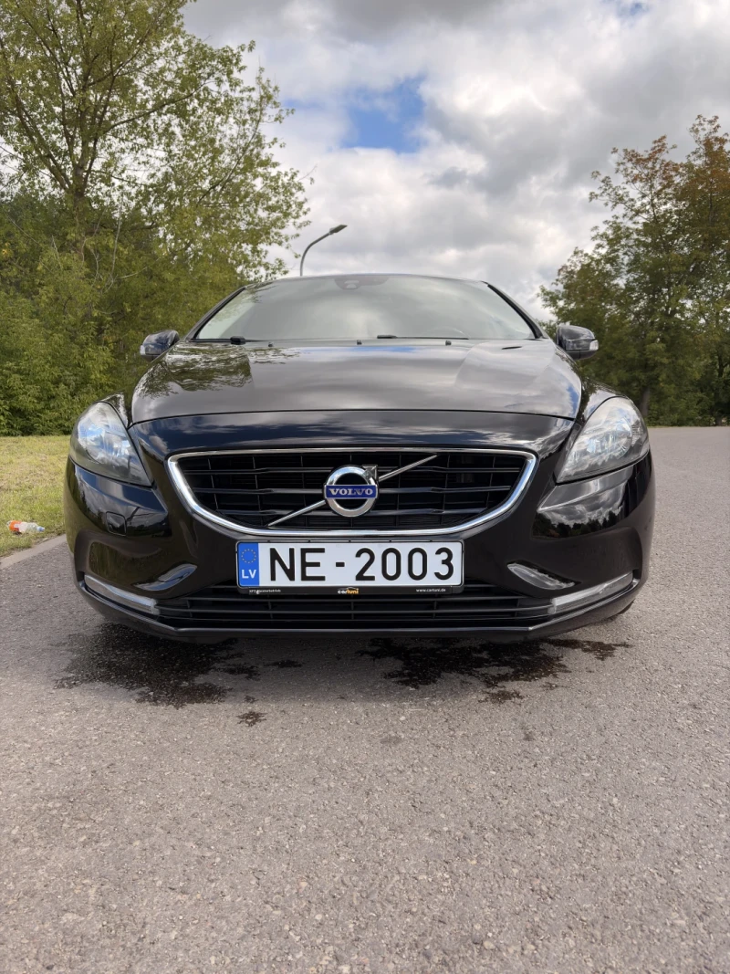 Volvo V40
