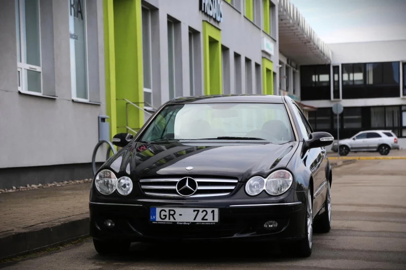 Mercedes-Benz CLK220