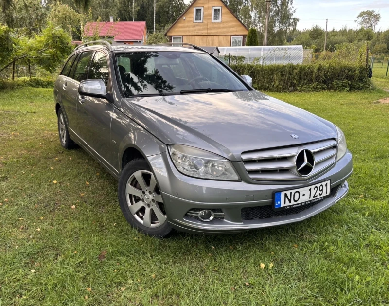 Mercedes-Benz C200