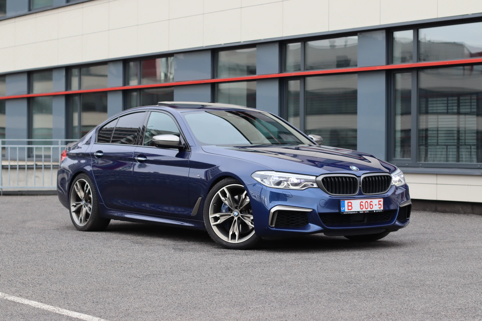 BMW 550