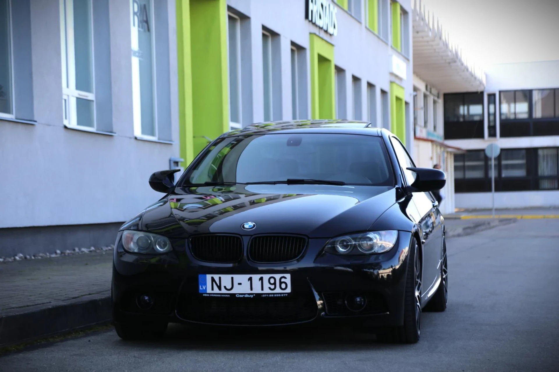 BMW 320