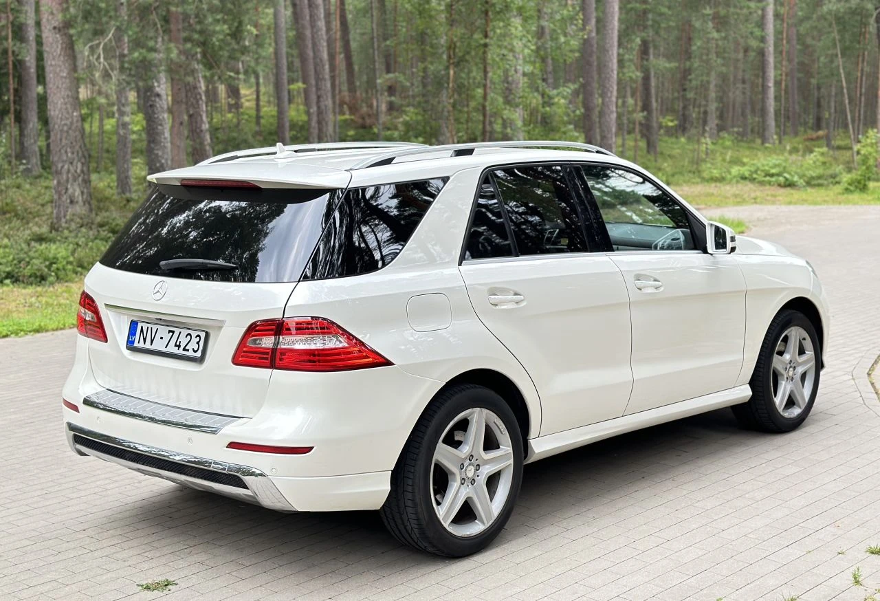 Mercedes-Benz ML350