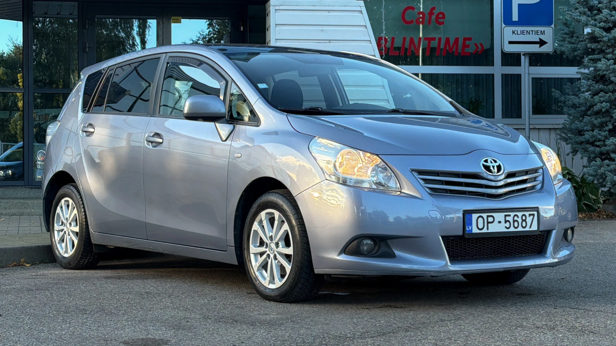 Toyota Verso