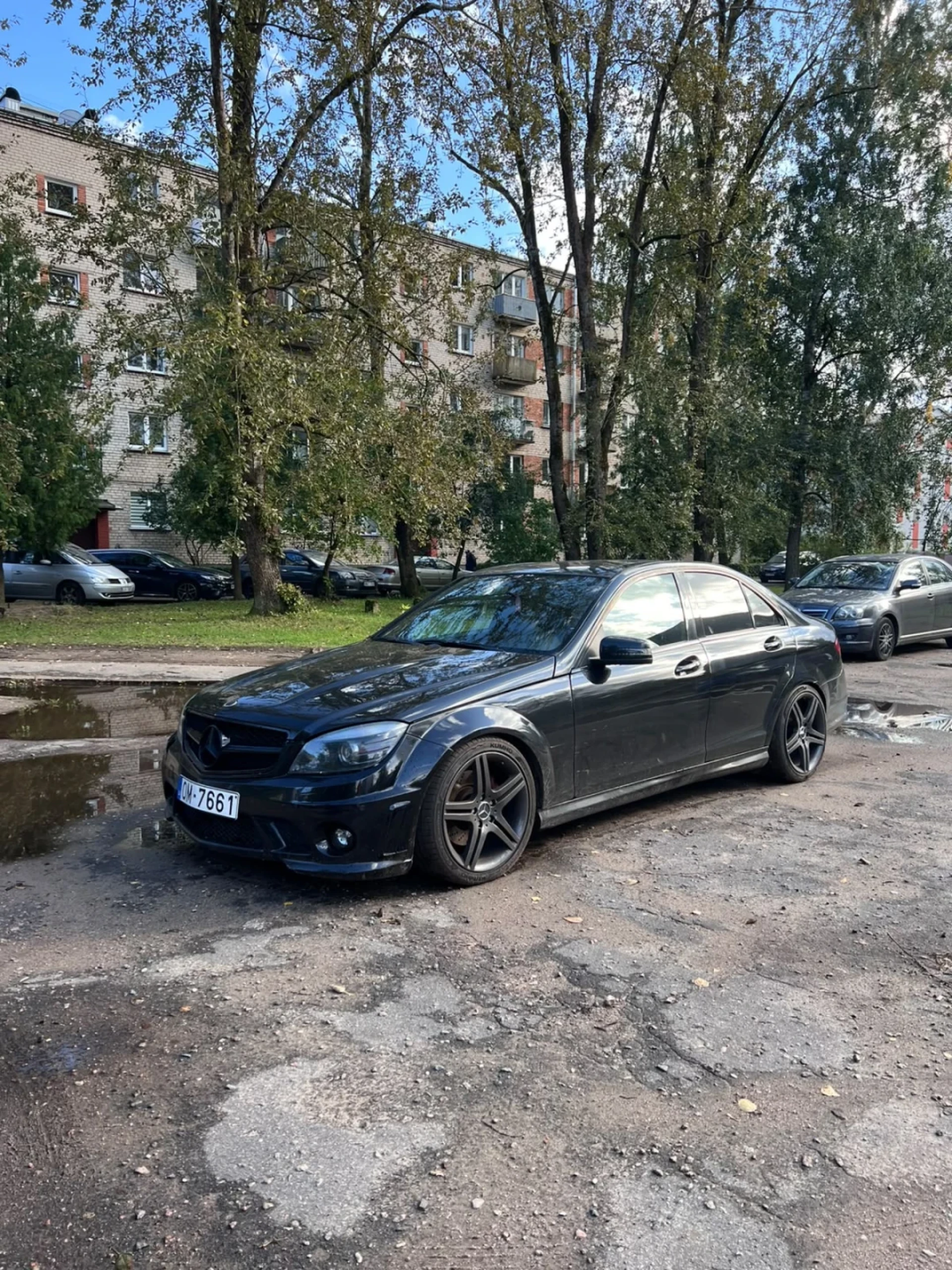 Mercedes-Benz C320