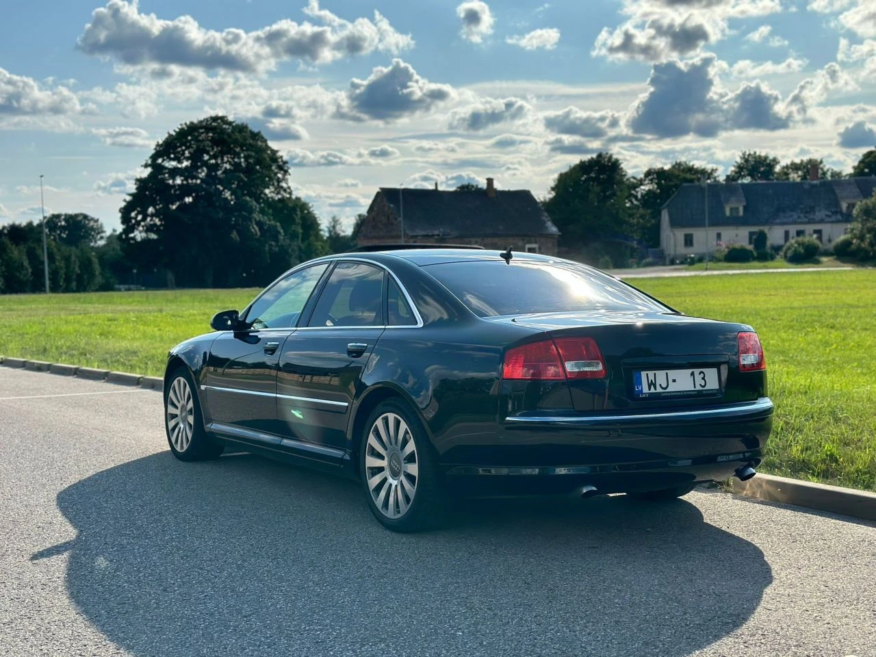 Audi A8