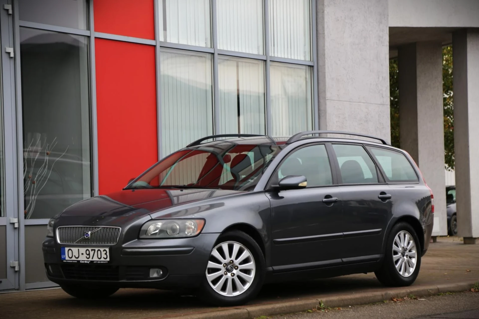 Volvo V50