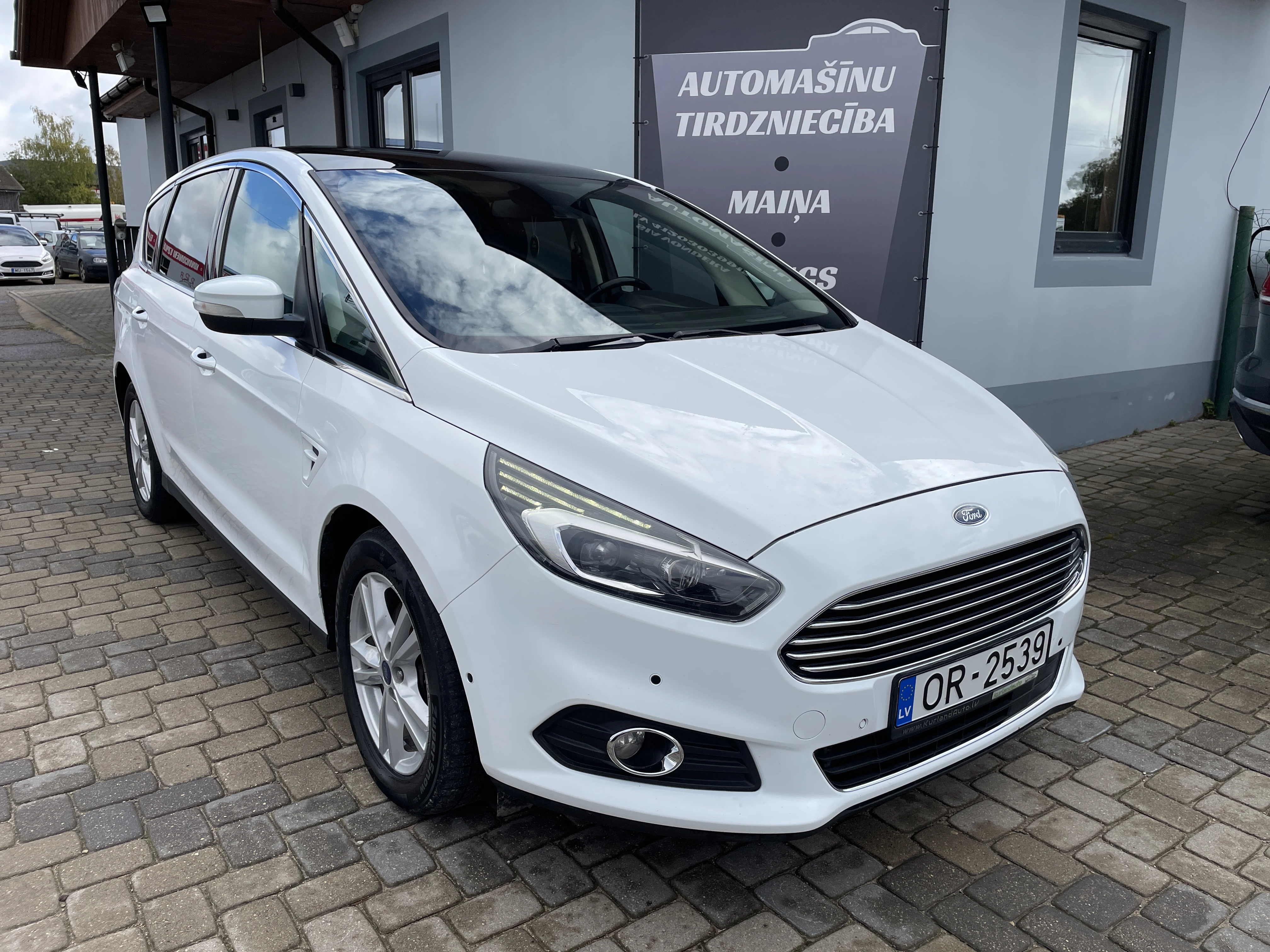 Ford S-MAX