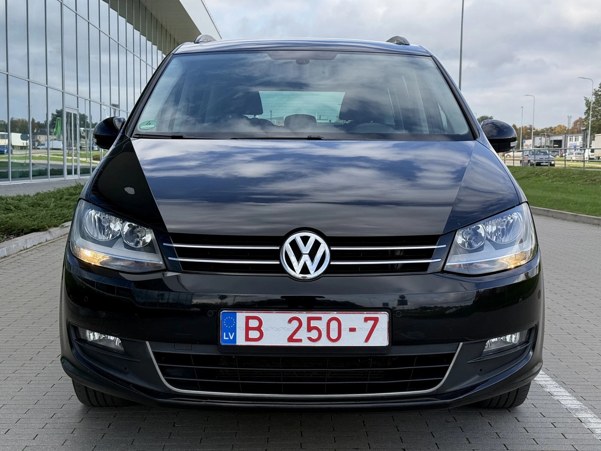 Volkswagen Sharan