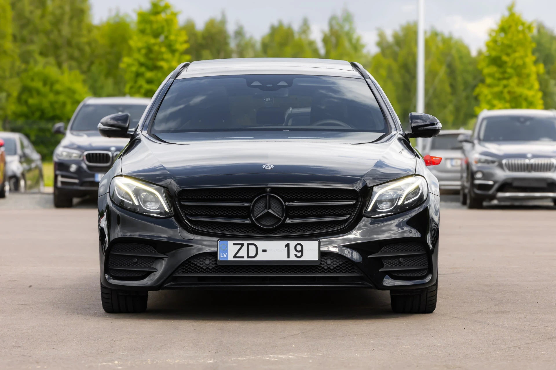 Mercedes-Benz E220
