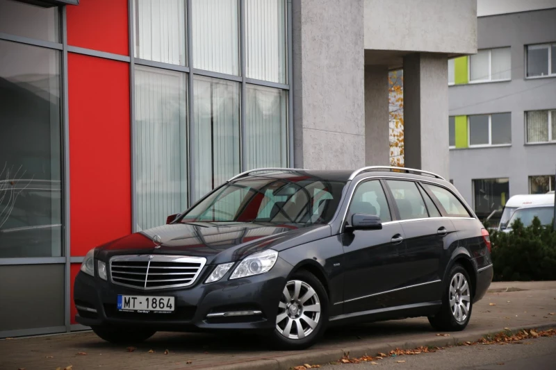 Mercedes-Benz E220