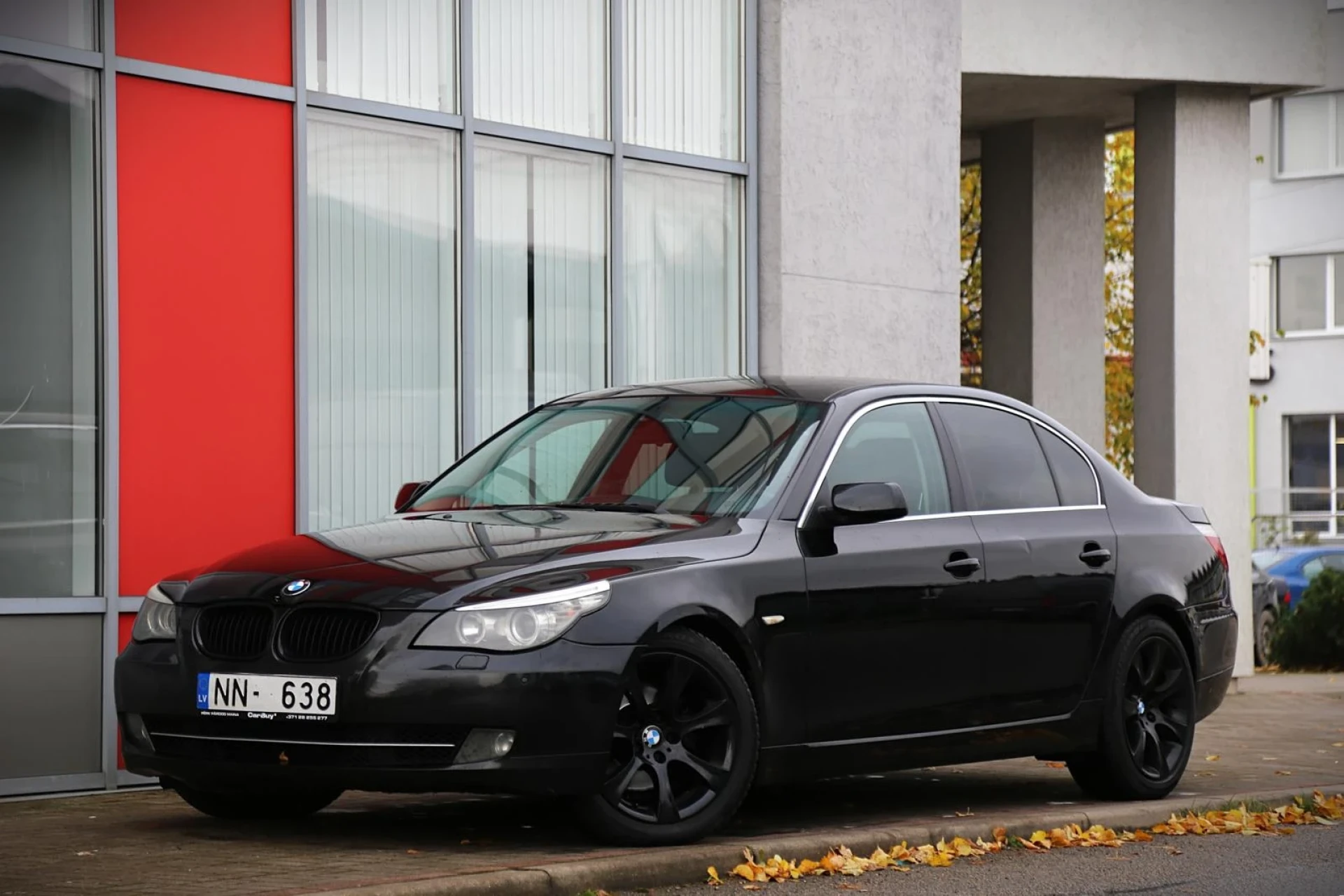 BMW 525
