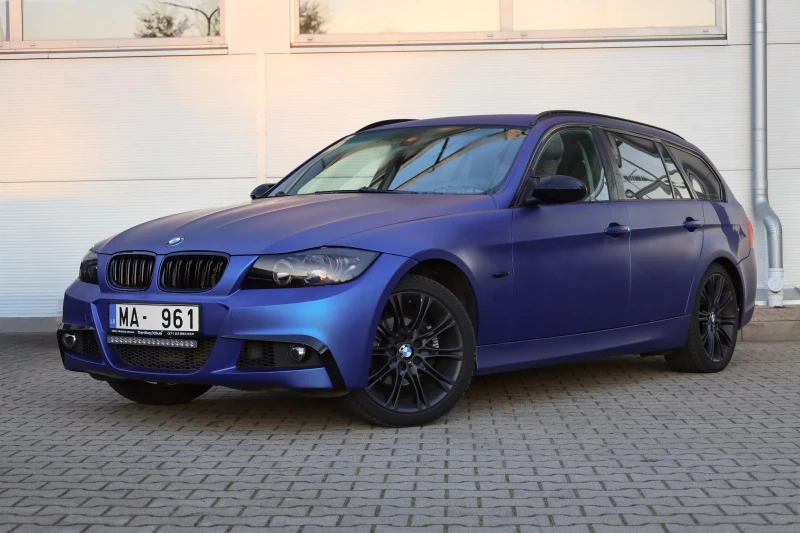 BMW 320