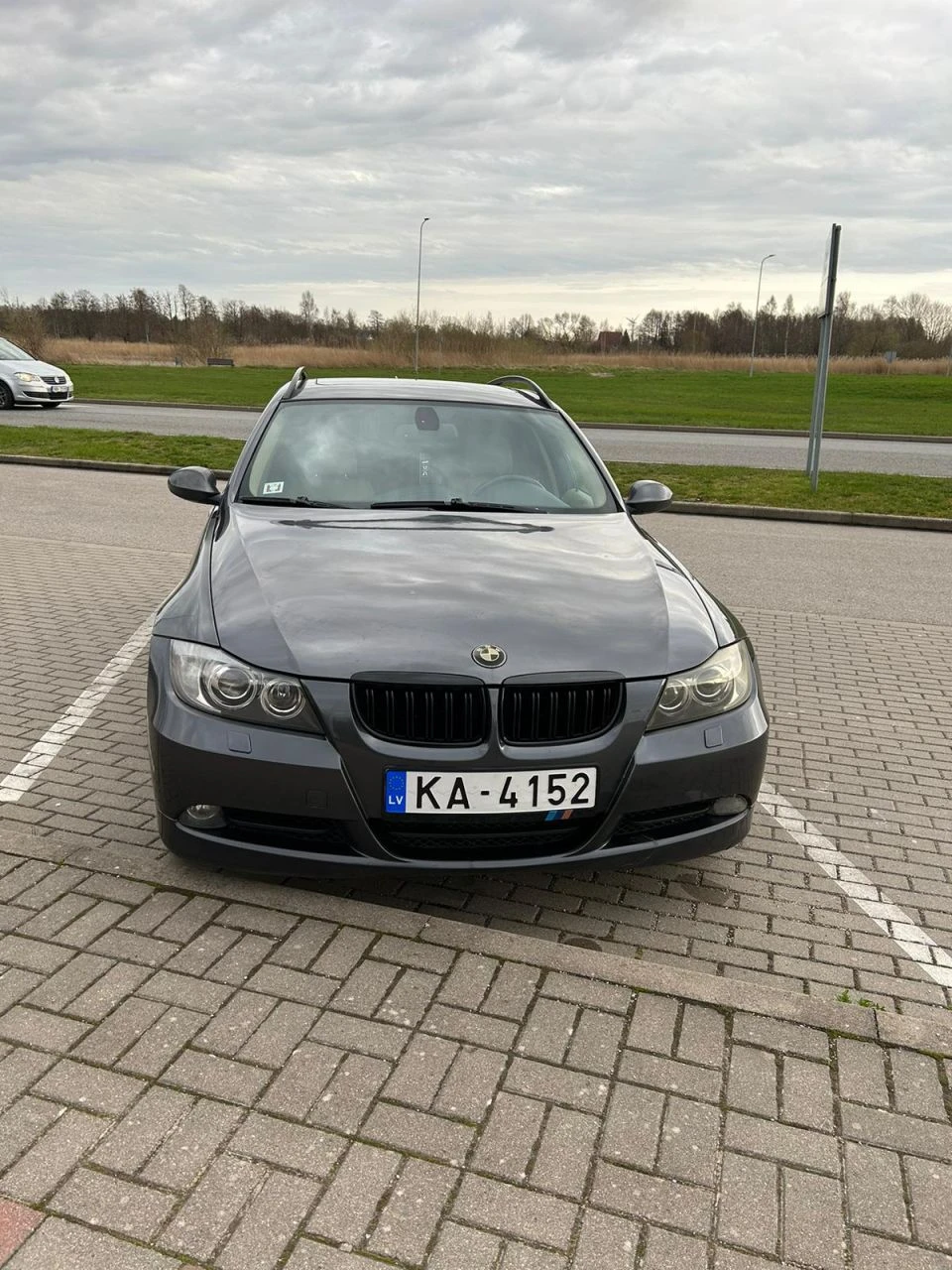 BMW 320
