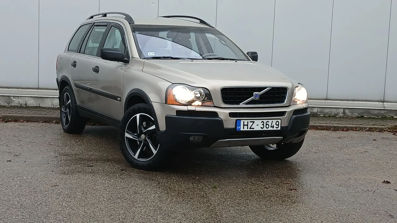 Volvo XC90