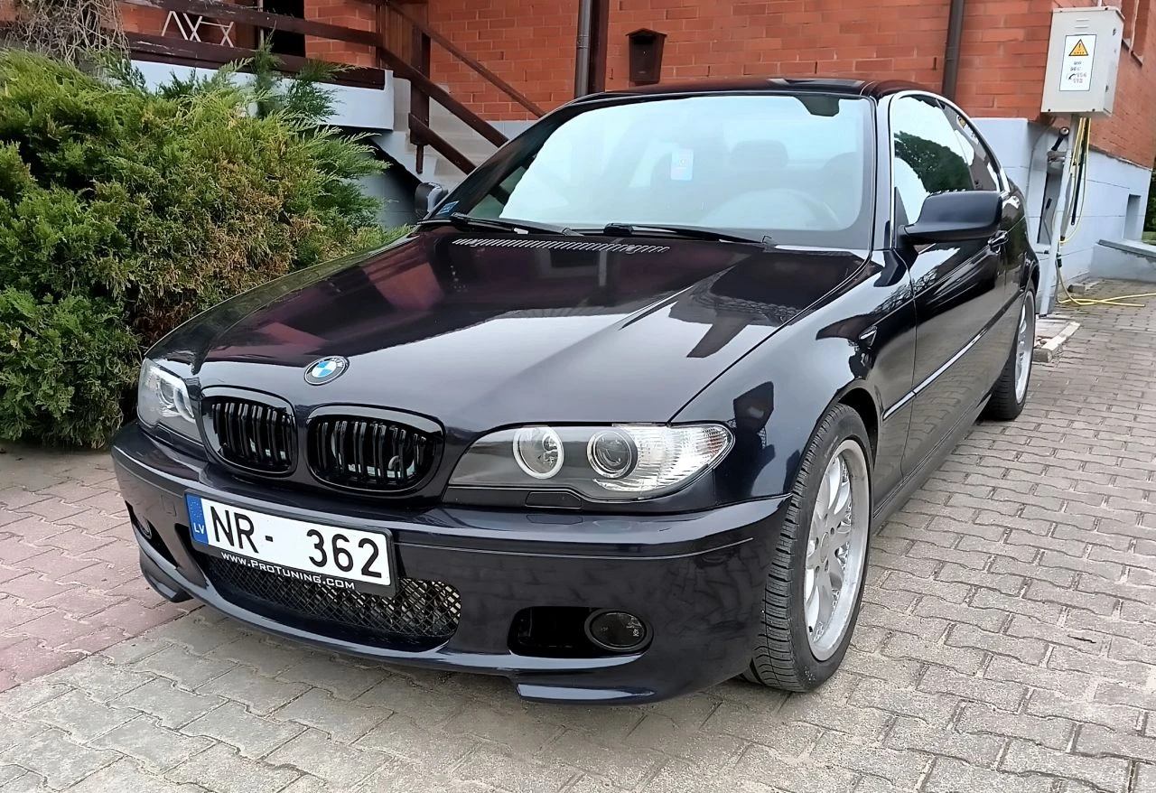 BMW 330