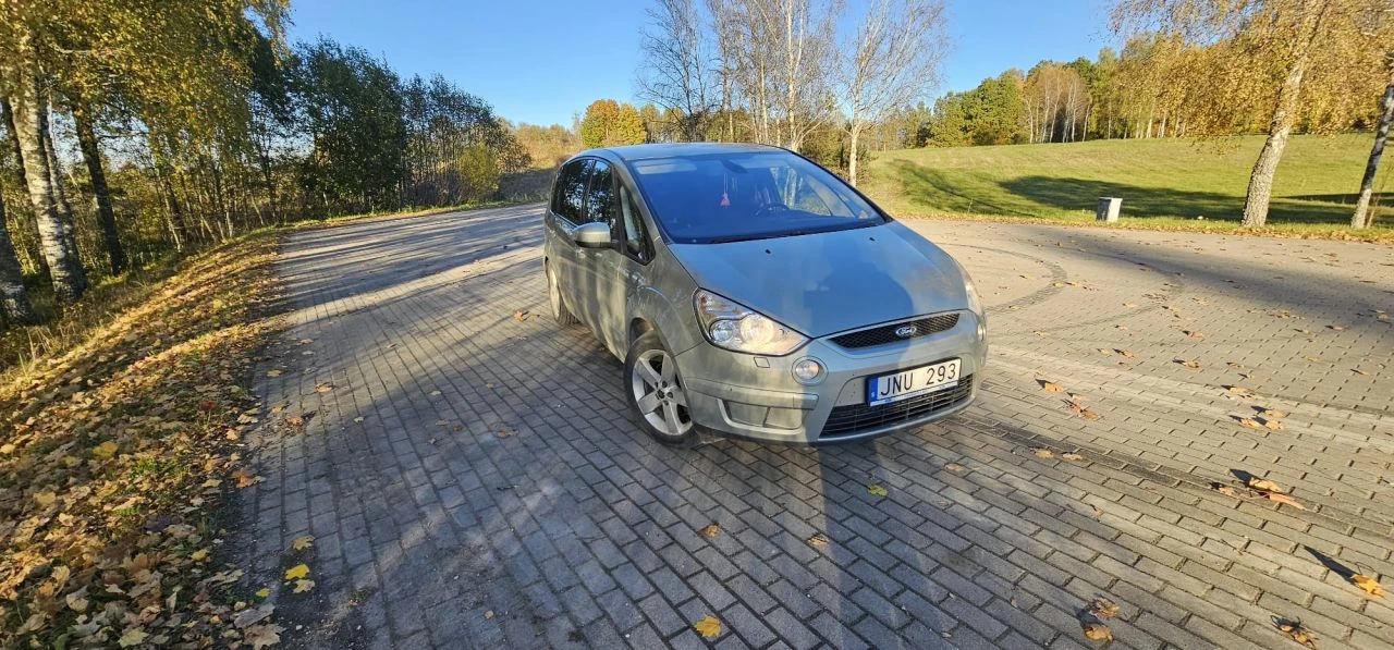 Ford S-MAX