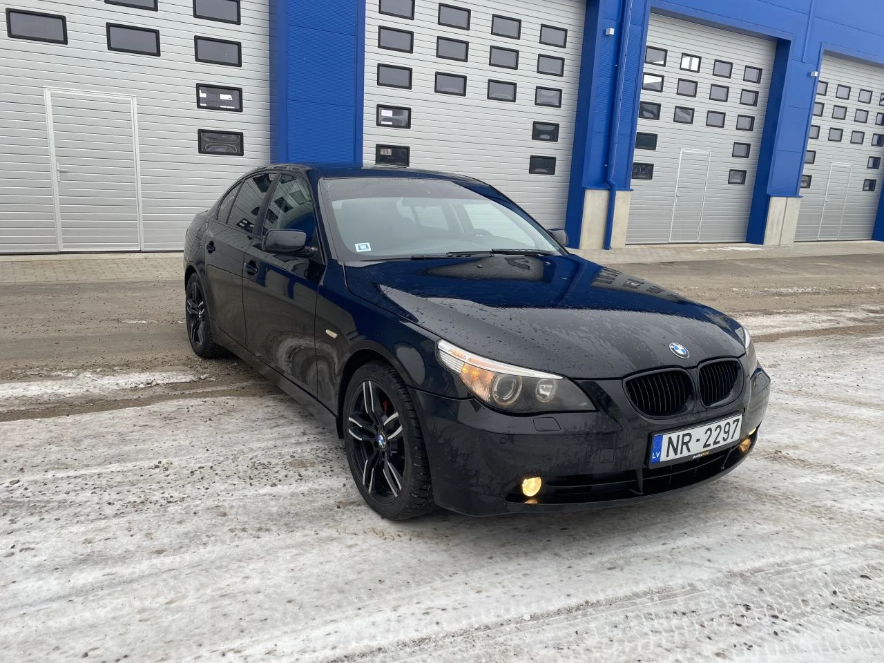 BMW 530