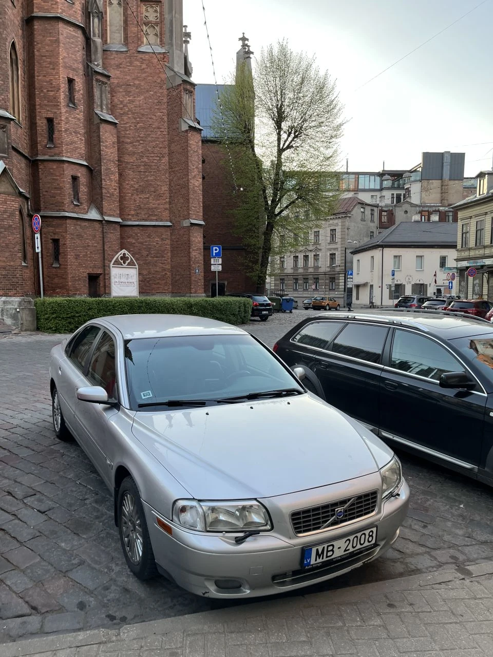 Volvo S80