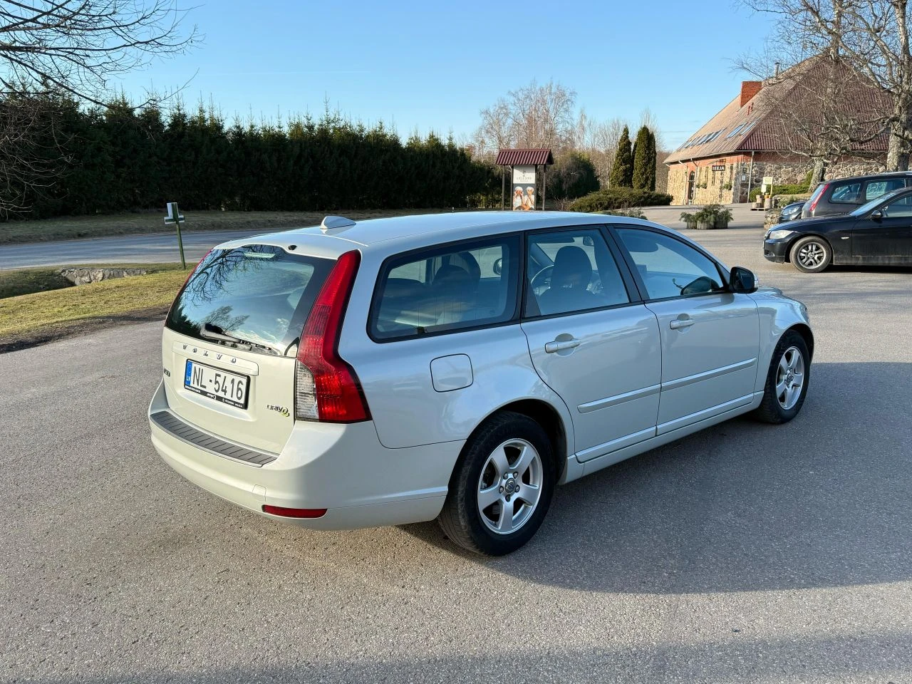 Volvo V50