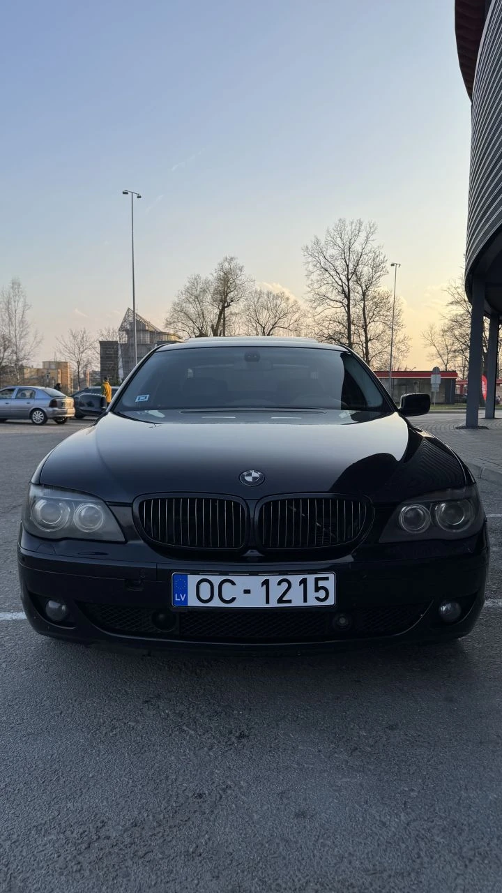 BMW 730