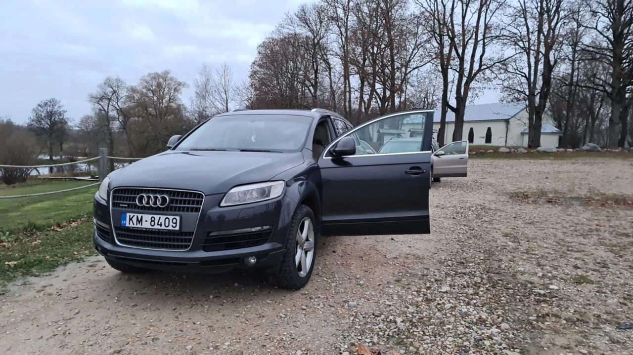 Audi Q7