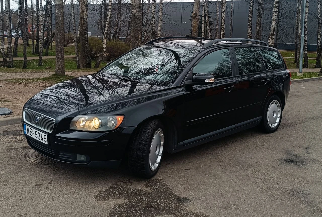 Volvo V50