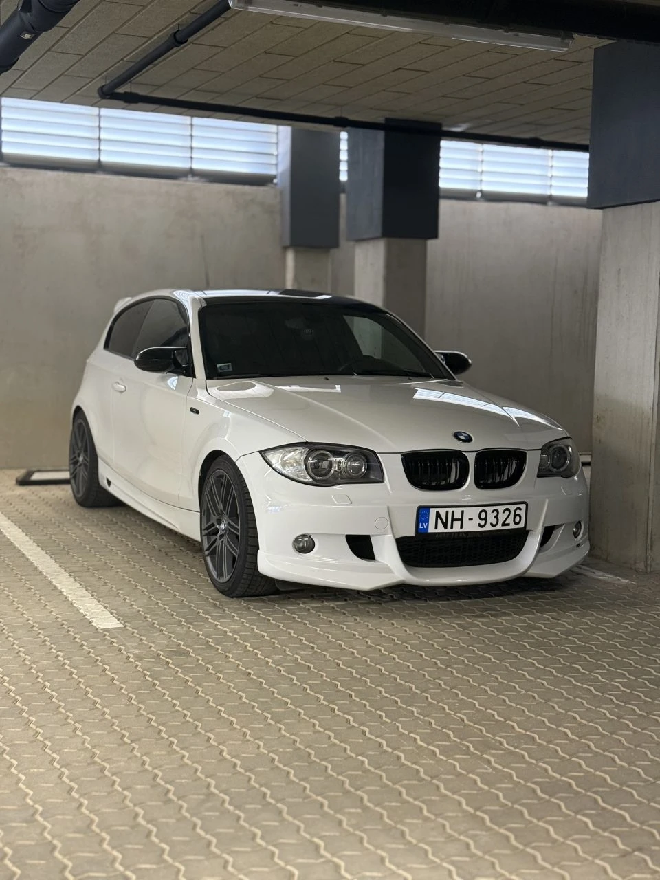 BMW 123
