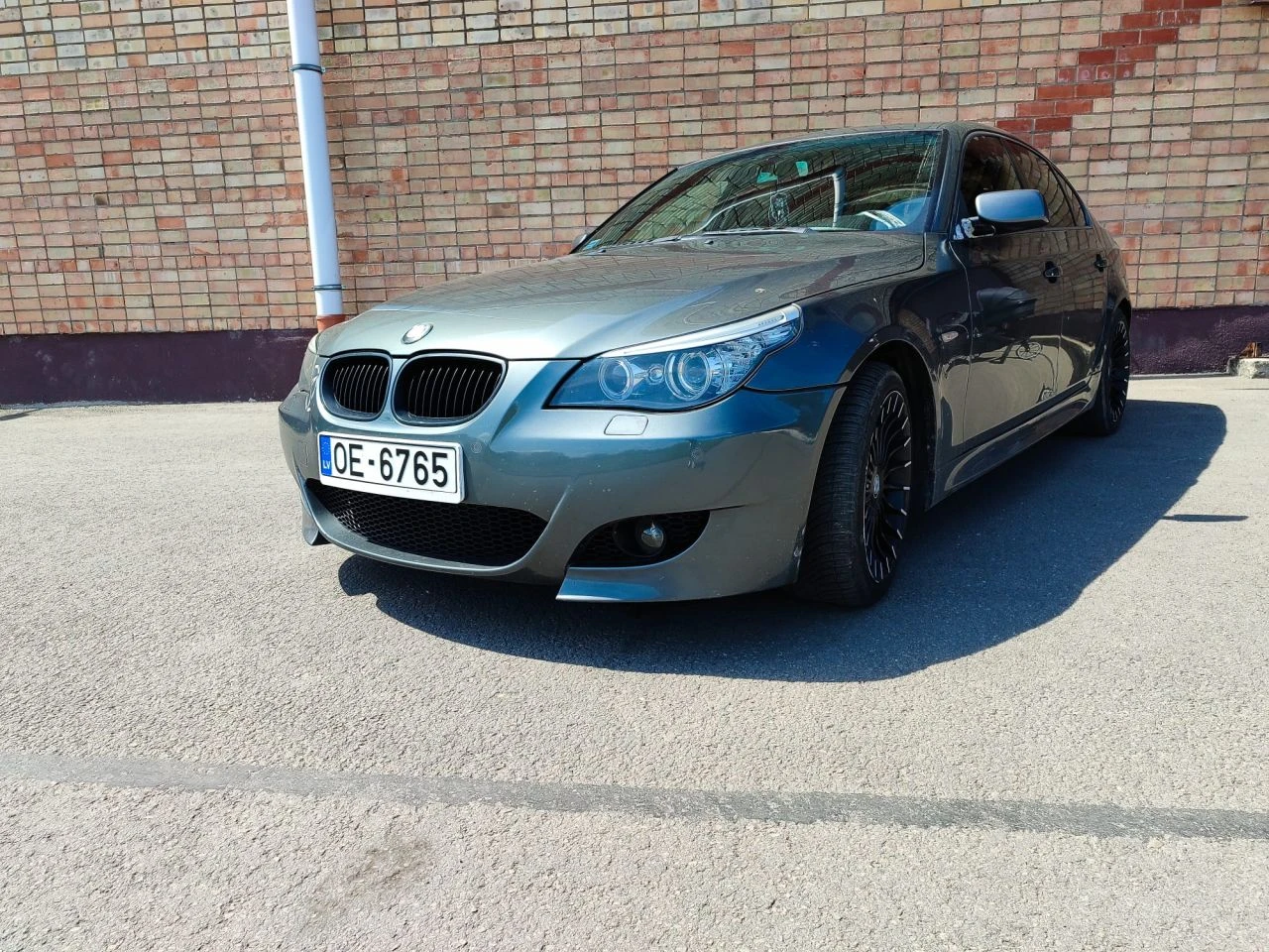 BMW 530