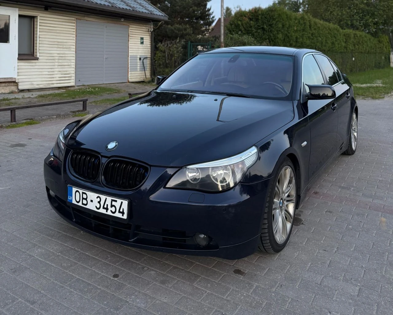 BMW 530