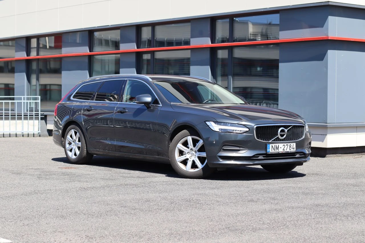 Volvo V90