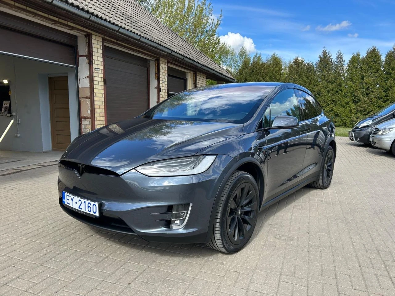 Tesla Model X