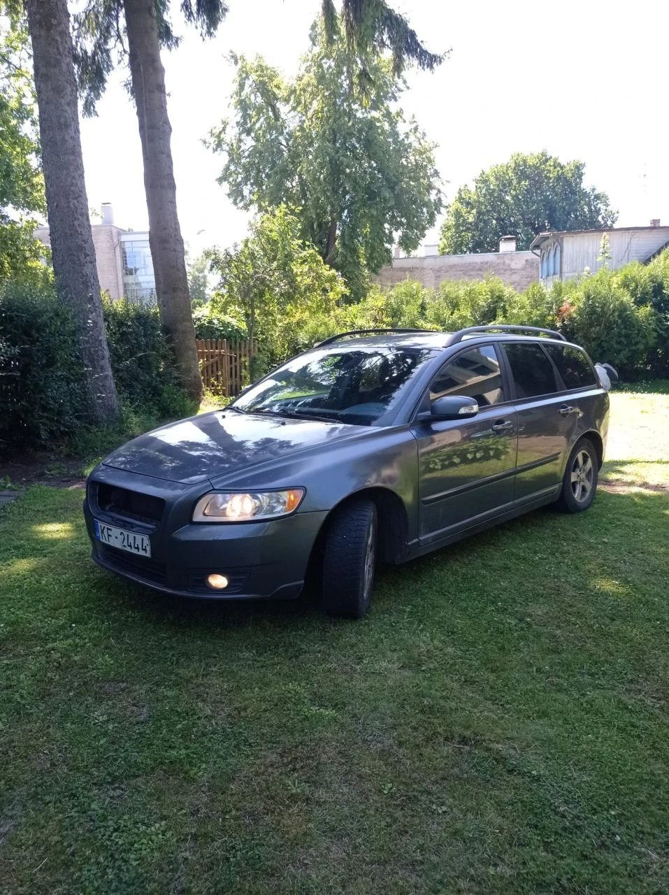 Volvo V50