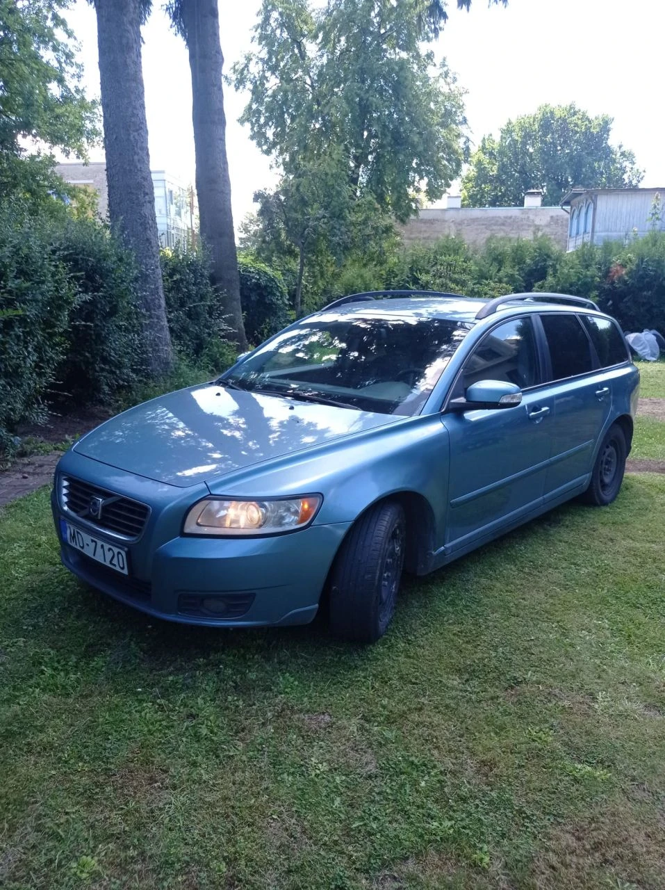 Volvo V50