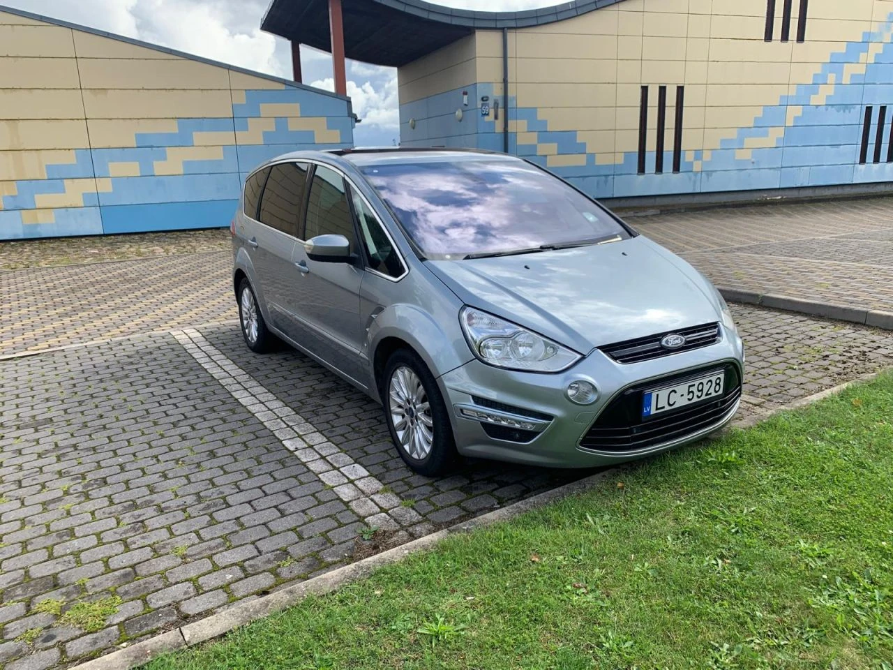 Ford S-MAX