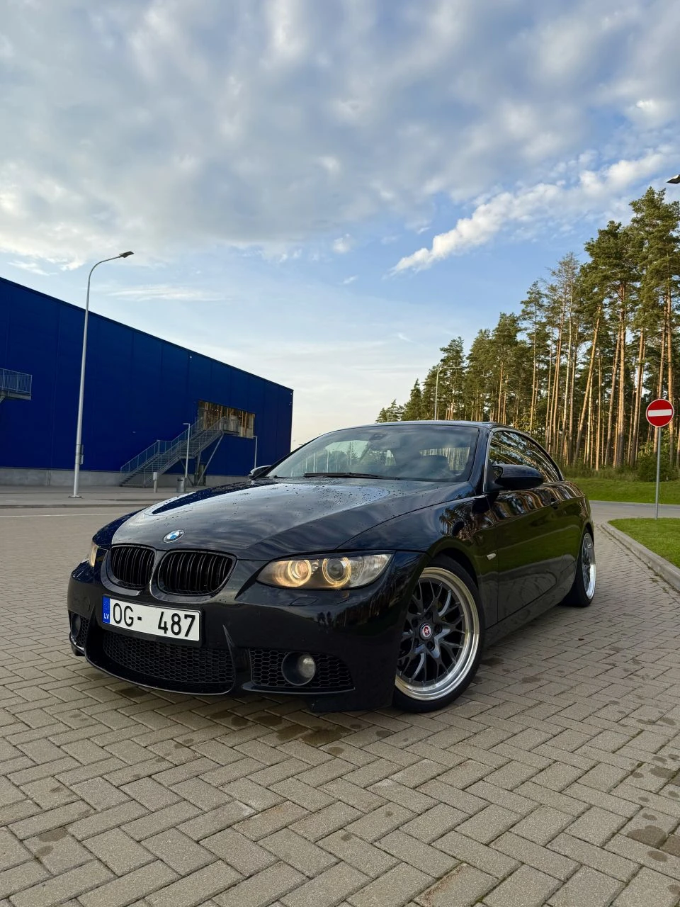 BMW 320