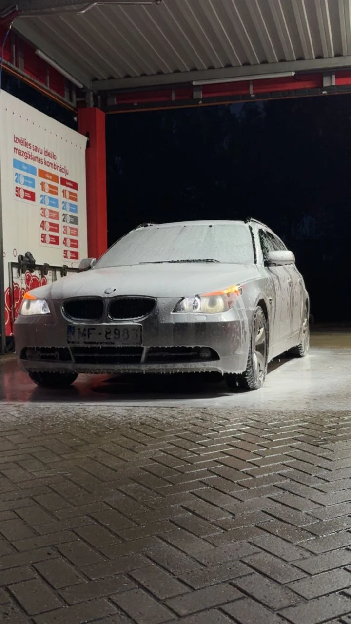 BMW 530