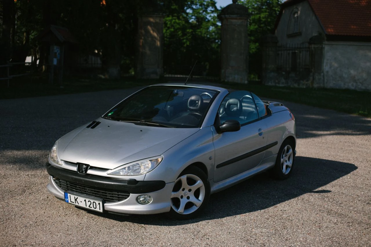 Peugeot 206