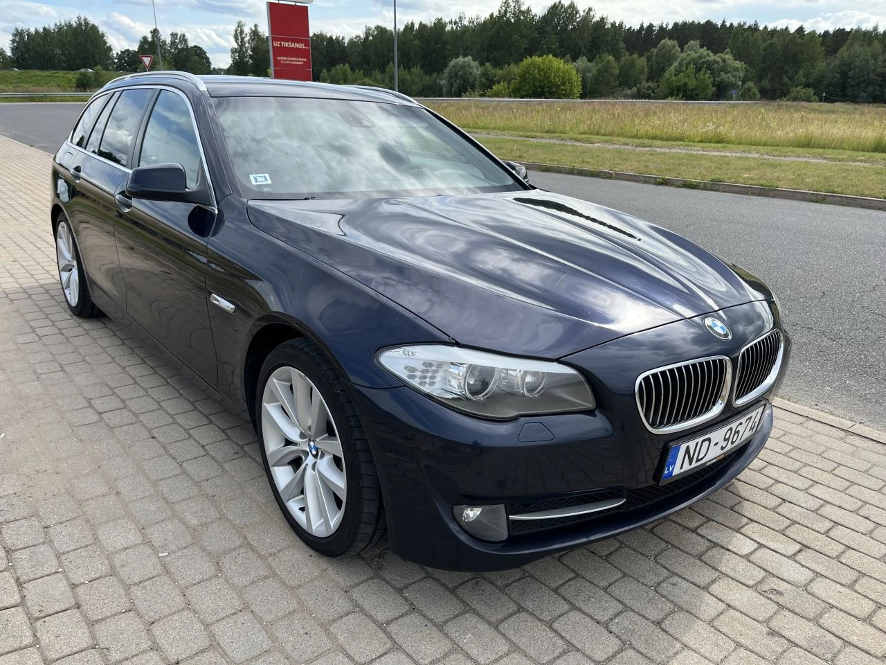 BMW 520
