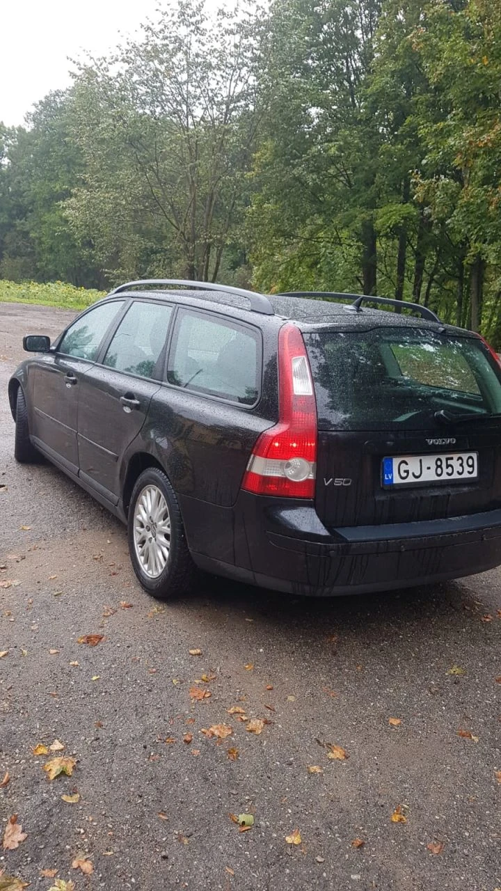 Volvo V50