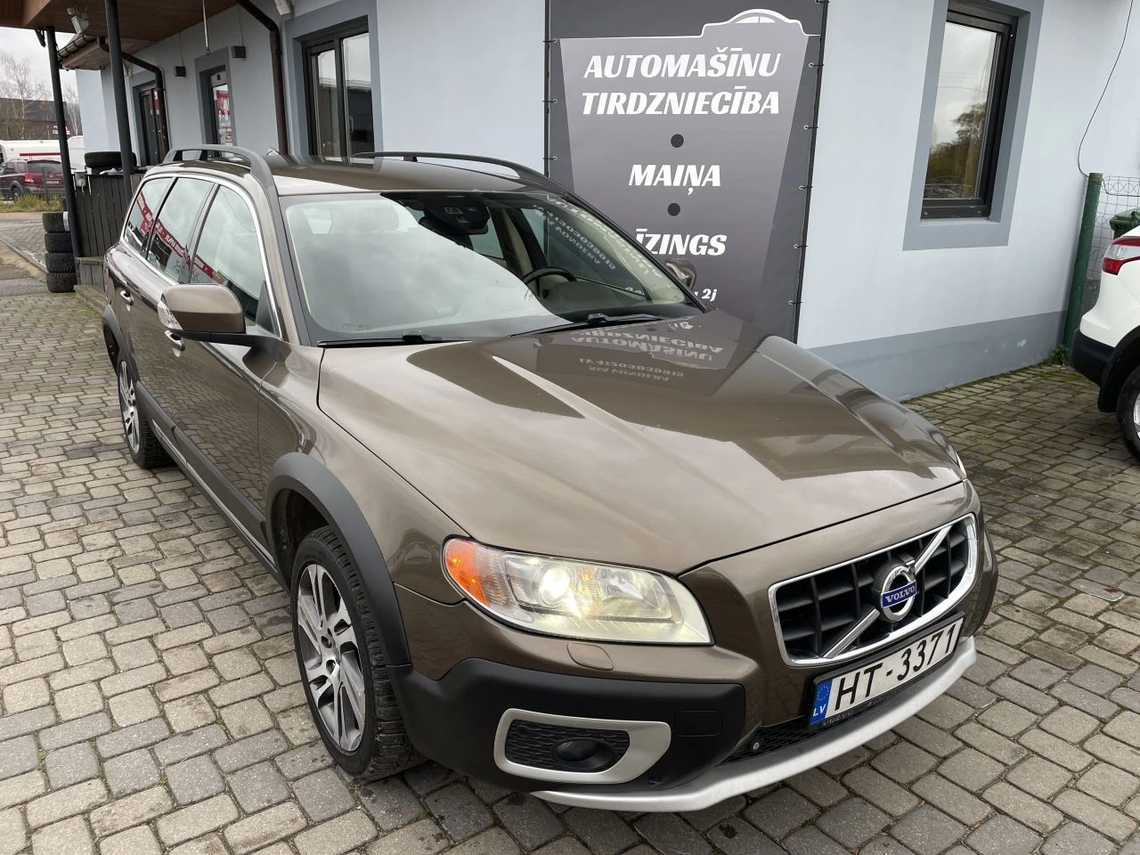 Volvo XC70