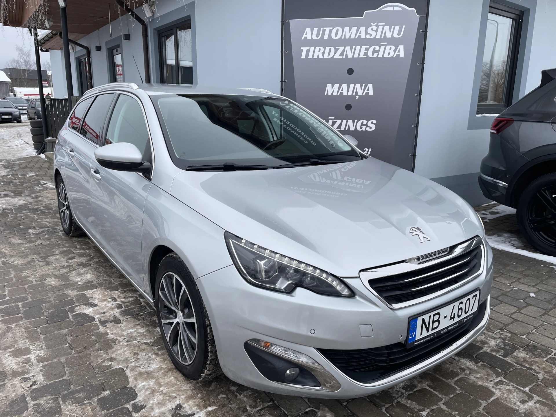 Peugeot 308