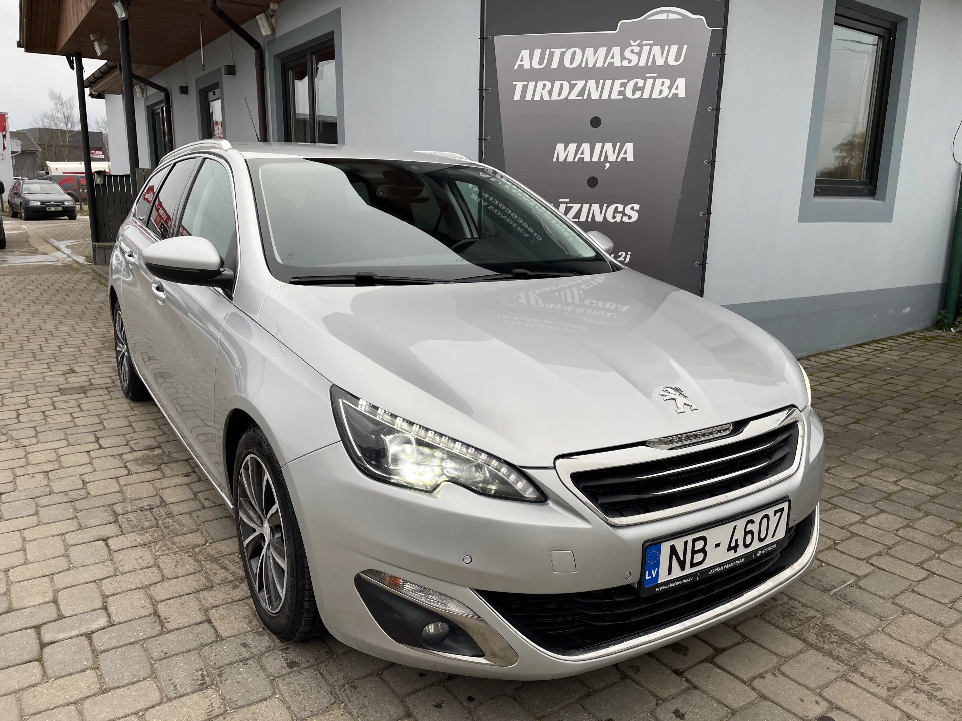 Peugeot 308