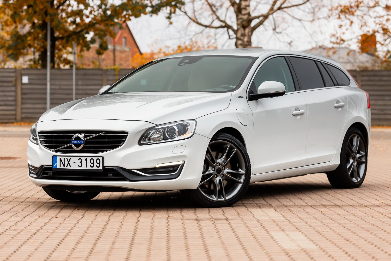 Volvo V60