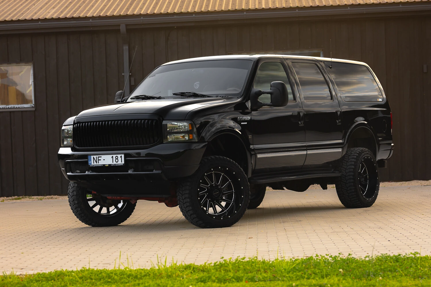 Ford Excursion