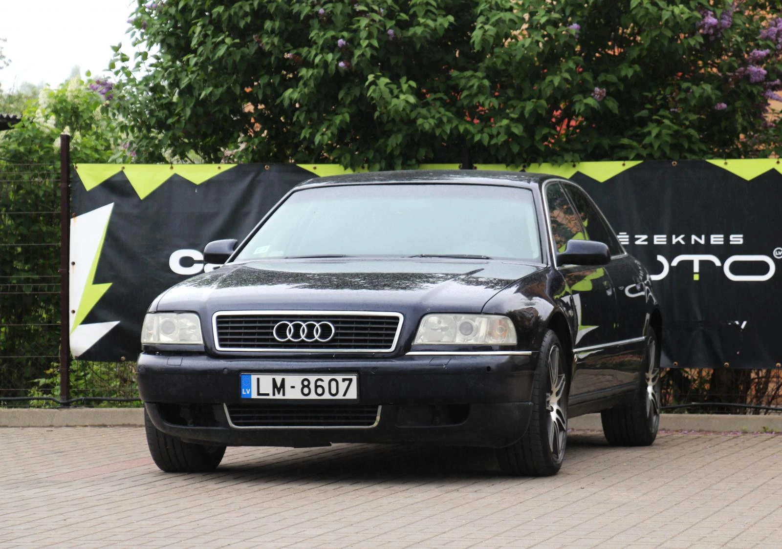 Audi A8